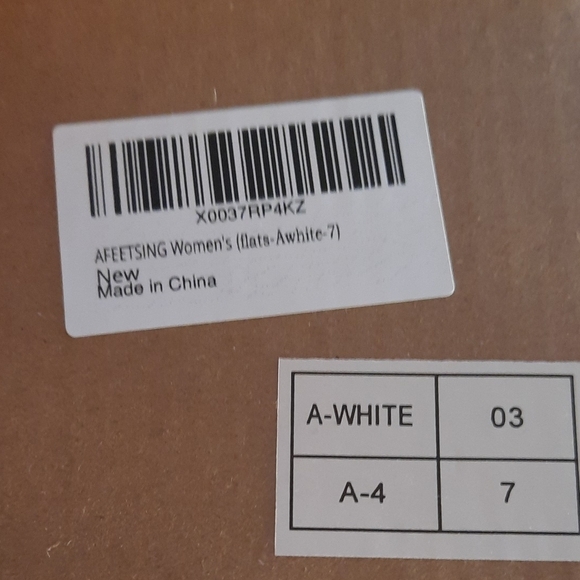 Sz 7 White Ballet Flats with Bow - Picture 2 of 6